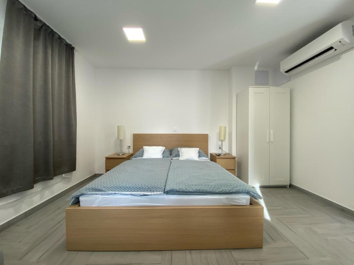 Sulyom Panzio Apartment Tiszafüred Екстериор снимка