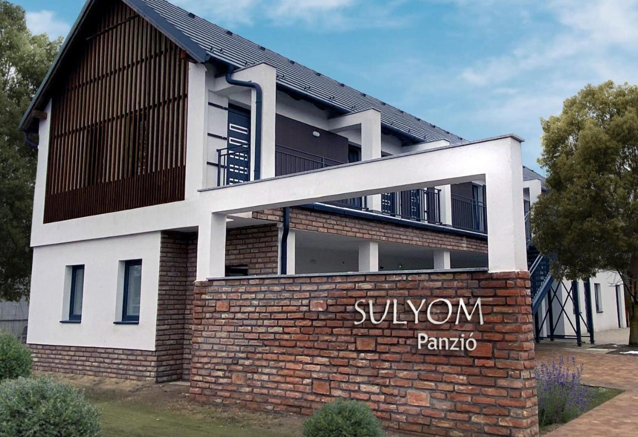 Sulyom Panzio Apartment Tiszafüred Екстериор снимка